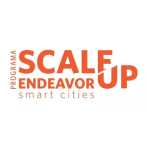 Logotipo do "Programa Scale-Up Endeavor Smart Cities" com as palavras em laranja, sendo 'SCALE UP' em maior escala e, abaixo, 'ENDEAVOR' em menor escala.